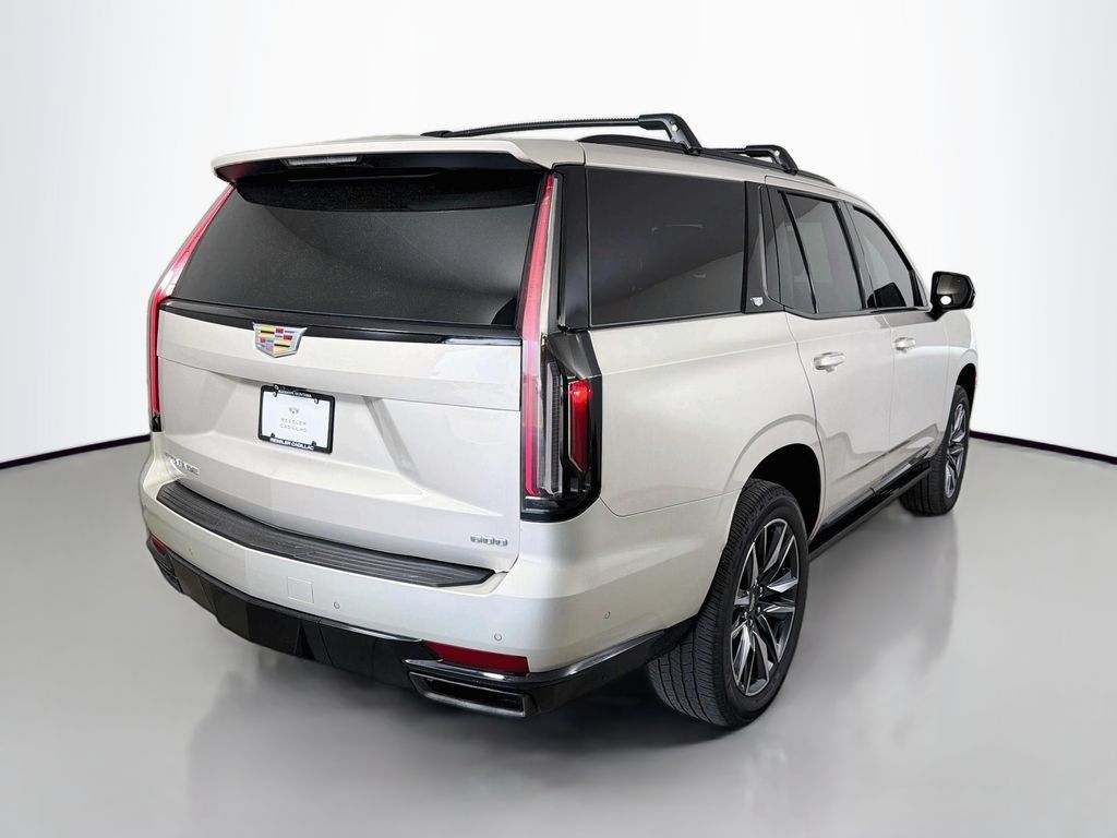 Used 2023 Cadillac Escalade Sport Platinum AWD/4WD image 6