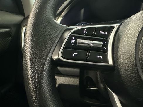 Used 2022 Kia Seltos LX image 19