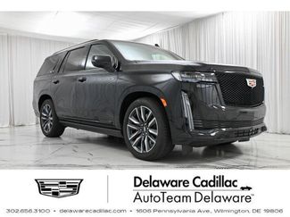 Used 2022 Cadillac Escalade Sport Platinum w/ Heavy-Duty Trailer Package video 1