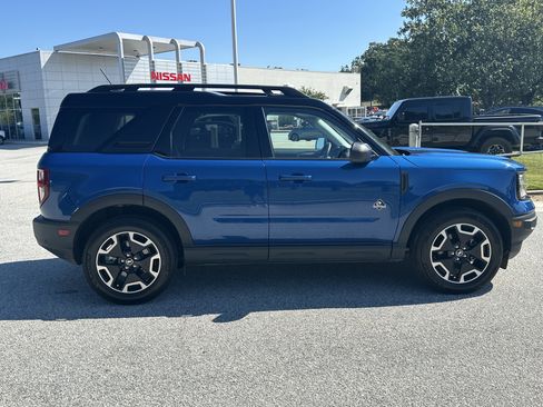 Used 2024 Ford Bronco Sport Outer Banks w/ Tech Package image 4