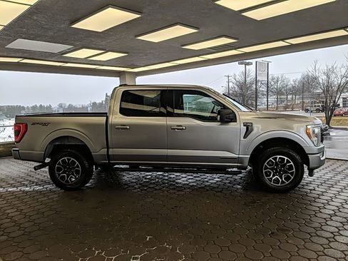 Used 2023 Ford F150 XLT w/ Equipment Group 302A High image 4