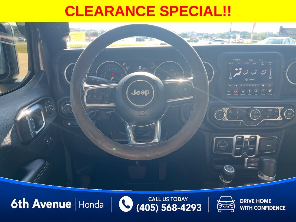 Used 2023 Jeep Wrangler Unlimited Sahara w/ Cold Weather Group AWD/4WD image 20