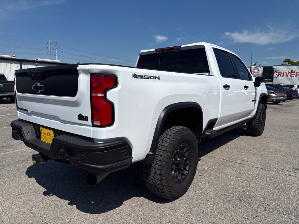 Used 2026 Chevrolet Silverado 2500 ZR2 w/ ZR2 Bison Edition AWD/4WD image 6