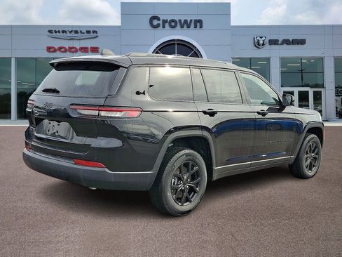 New 2025 Jeep Grand Cherokee L Altitude AWD/4WD image 4