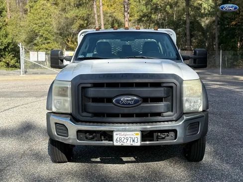 Used 2013 Ford F550 4x4 Crew Cab Super Duty w/ Payload Upgrade Pkg image 3