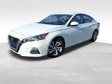 Used 2020 Nissan Altima 2.5 S image 2