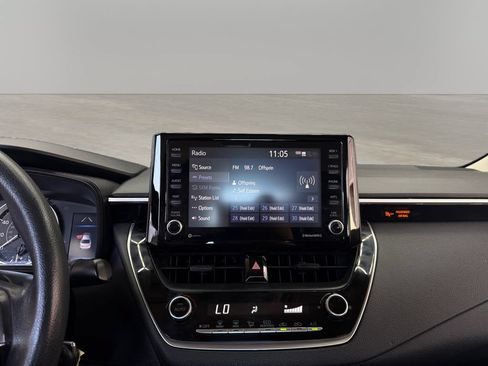 Used 2022 Toyota Corolla LE FWD image 21