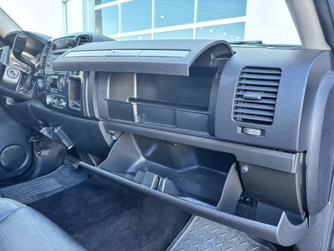 Used 2010 Chevrolet Silverado 2500 LT w/ Interior Plus Package image 21