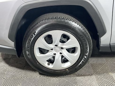 Certified 2025 Toyota RAV4 LE FWD image 27