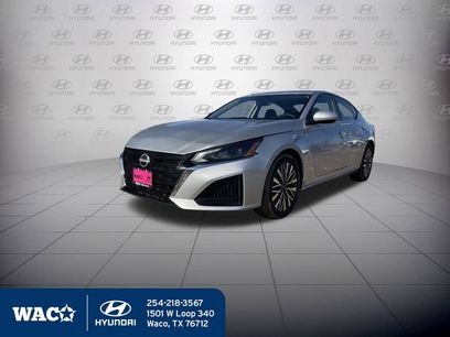 Used 2023 Nissan Altima 2.5 SV