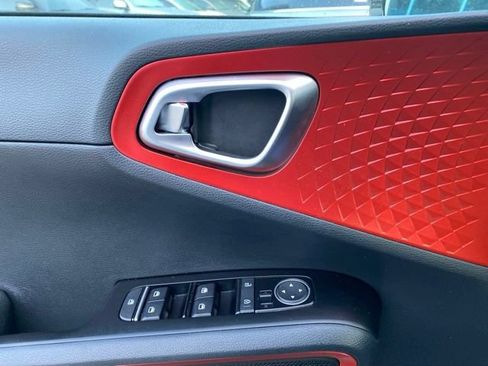 Used 2023 Kia Soul GT-Line w/ GT-Line Technology Package FWD image 21