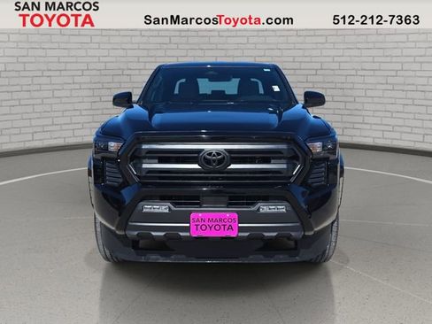 Used 2025 Toyota Tacoma SR5 image 6