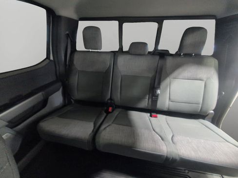 Used 2024 Ford F250 XLT w/ Black Appearance Package image 13