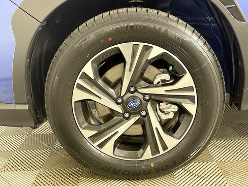 Certified 2025 Subaru Crosstrek 2.0i Premium image 28