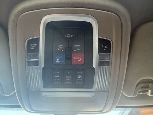 Used 2019 RAM 2500 Laramie image 36