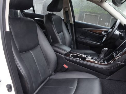 Used 2018 INFINITI Q50 Luxe RWD image 14