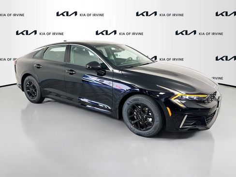 New 2026 Kia K5 LXS FWD image 1