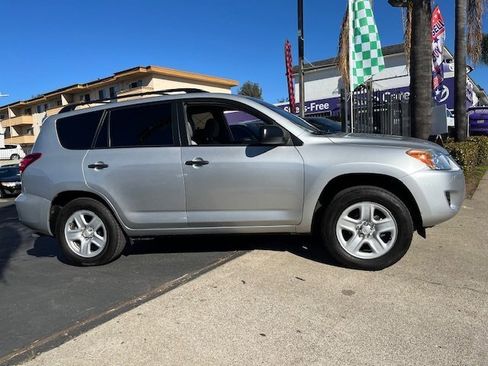Used 2011 Toyota RAV4 2WD image 2