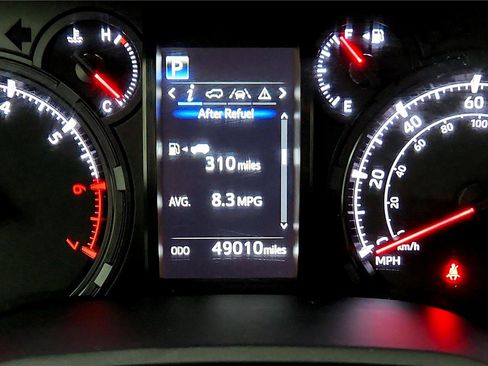 Used 2024 Toyota 4Runner SR5 image 17