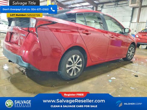 Used 2019 Toyota Prius XLE w/ Advanced Technology Package image 4