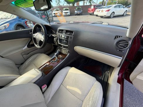Used 2013 Lexus IS 250 w/ Premium Pkg Value Edition RWD image 17