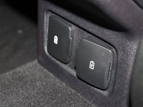 Used 2023 Lincoln Corsair Reserve w/ Equipment Group 201A AWD/4WD image 33