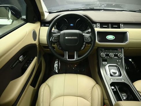 Used 2018 Land Rover Range Rover Evoque SE Premium AWD/4WD image 5
