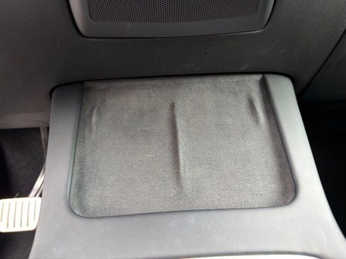 Used 2021 Tesla Model Y Performance image 21