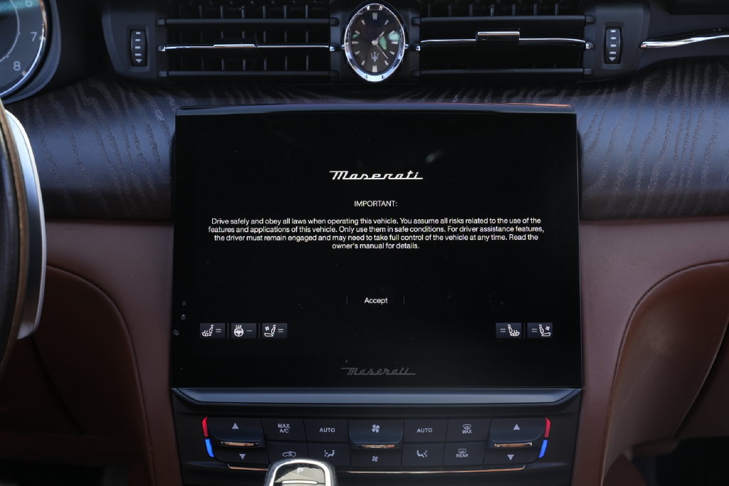 Used 2021 Maserati Quattroporte S Q4 AWD/4WD image 41
