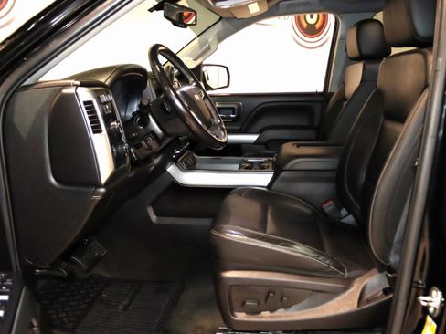 Used 2018 Chevrolet Silverado 1500 LTZ Z71 w/ LTZ Plus Package image 41