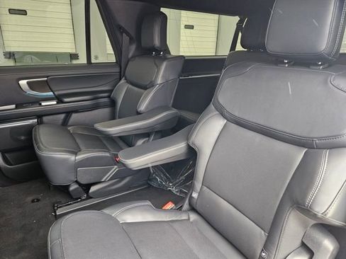New 2025 Ford Expedition Max Platinum w/ Stealth Appearance Package image 21