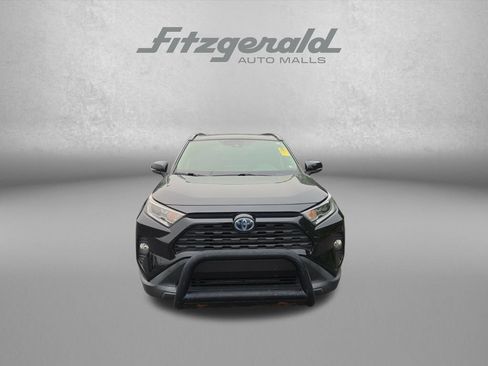 Used 2019 Toyota RAV4 XLE w/ Convenience Package AWD/4WD image 2
