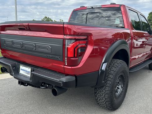 Used 2024 Ford F150 Raptor AWD/4WD image 10