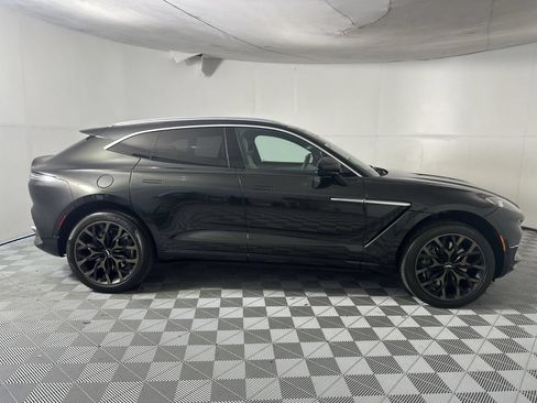 Used 2021 Aston Martin DBX AWD/4WD image 9