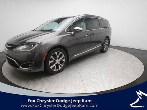 Certified 2017 Chrysler Pacifica Limited FWD image 1