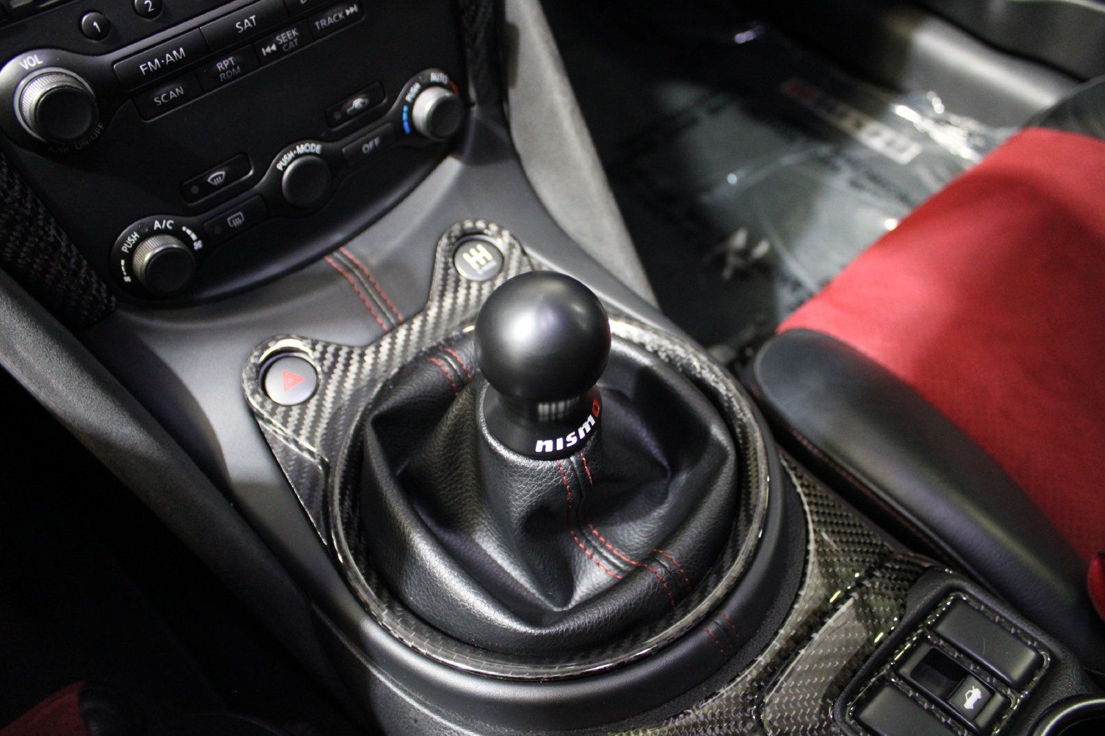 Used 2019 Nissan 370Z NISMO RWD image 35