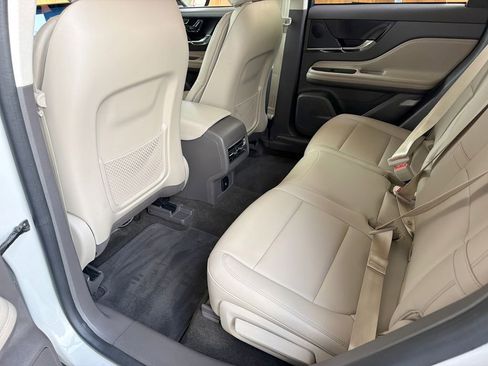 Used 2023 Lincoln Corsair FWD image 30