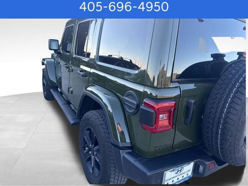 Used 2022 Jeep Wrangler Unlimited Sahara image 8