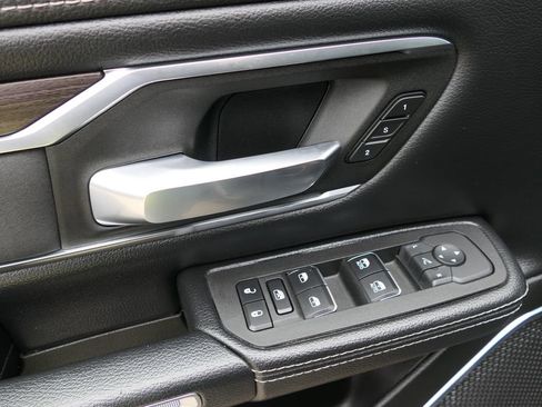 Used 2025 RAM 1500 Laramie w/ Sport Appearance Package image 13