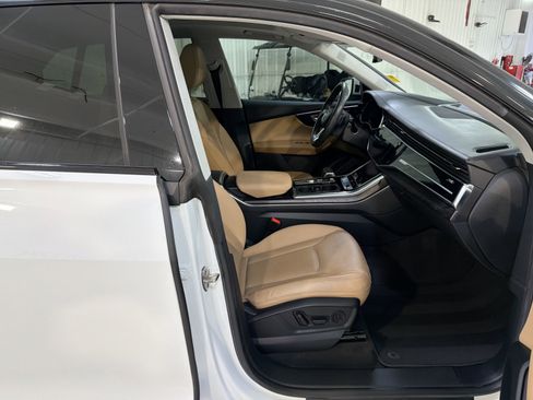 Used 2019 Audi Q8 Prestige image 29