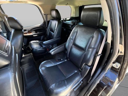 Used 2011 GMC Yukon Denali AWD/4WD image 20
