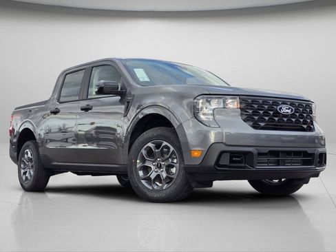 New 2025 Ford Maverick XLT w/ XLT Luxury Package image 2