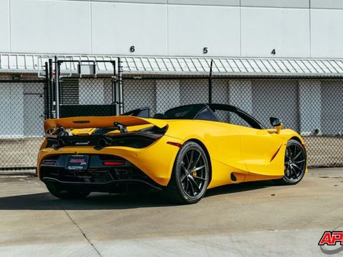 Used 2020 McLaren 720S Performance RWD image 96