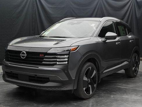 New 2025 Nissan Kicks SR w/ Illumination Package image 6