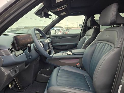 New 2024 Kia EV9 GT-Line image 24