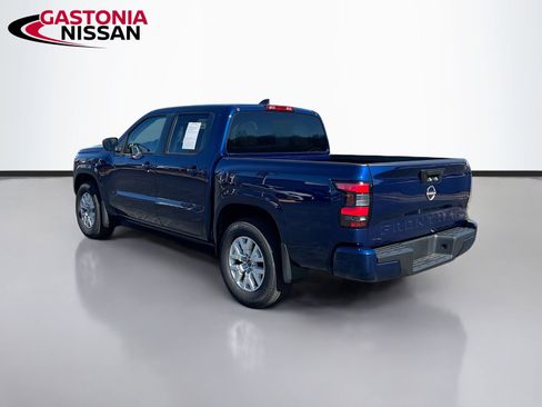 Used 2022 Nissan Frontier SV image 6