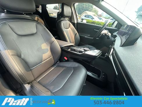 Used 2024 Kia EV6 Wind w/ Wind Technology Package AWD/4WD image 37