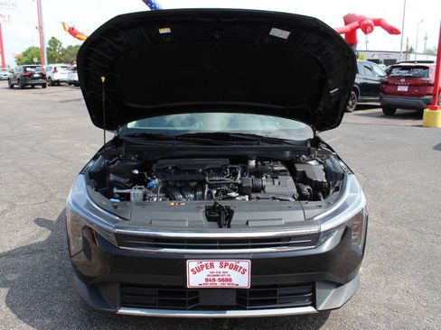 Used 2025 Kia K4 FWD image 8
