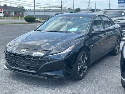 Used 2023 Hyundai Elantra SEL w/ Convenience Package