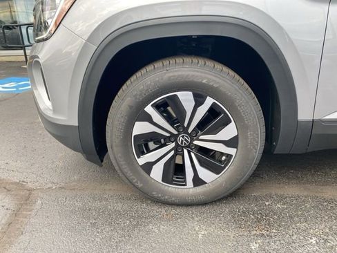 New 2026 Volkswagen Atlas SE image 19